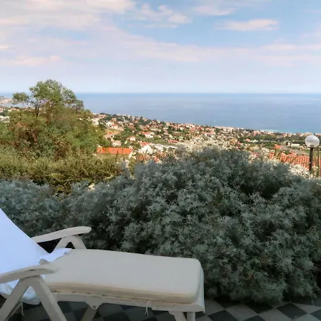 Apartman Locazione Turistica Geranio & Glicine *