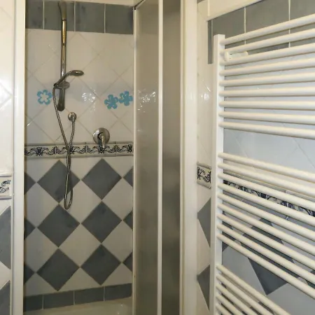 Locazione Turistica Geranio & Glicine Apartman *